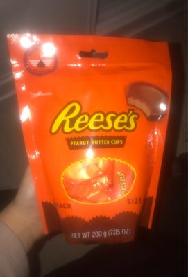 Reese's Peanut Butter Cups Travel Retail Exclusive front packaging