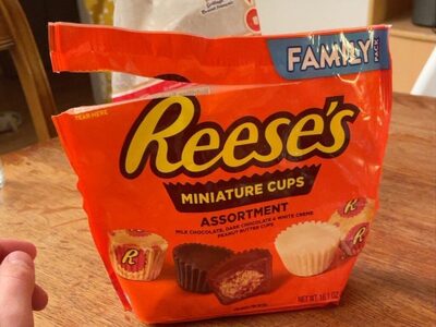 Reese’s miniature cups
