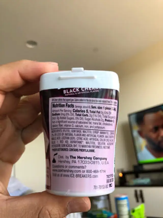 Ice Breakers Black Cherry ingredients label