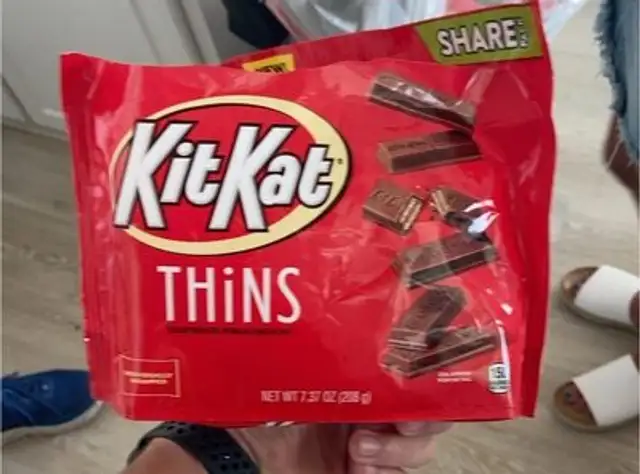 KitKat Thins