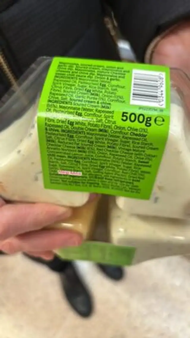 TESCO 4 DIPS CLASSIC SELECTED FAVOURITES ONION & G ingredients label