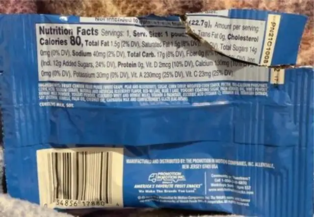Fruit’n Yogurt snacks blueberry nutrition facts table