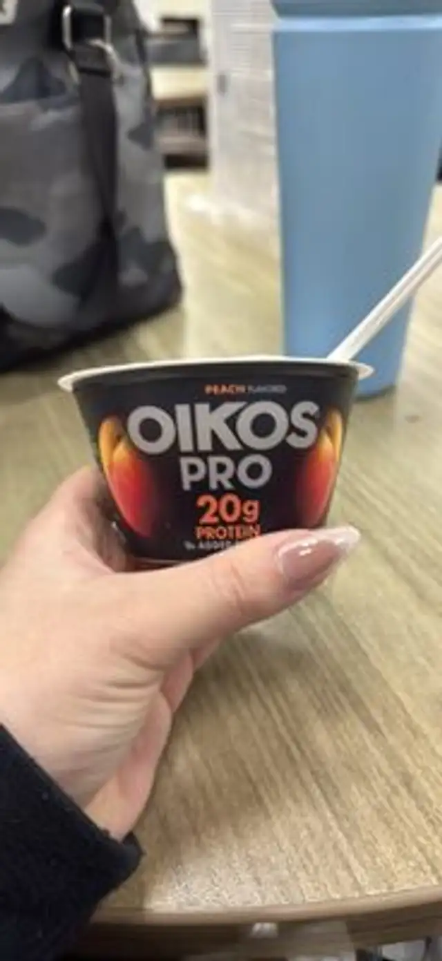 Oikos Pro Peach Flavored