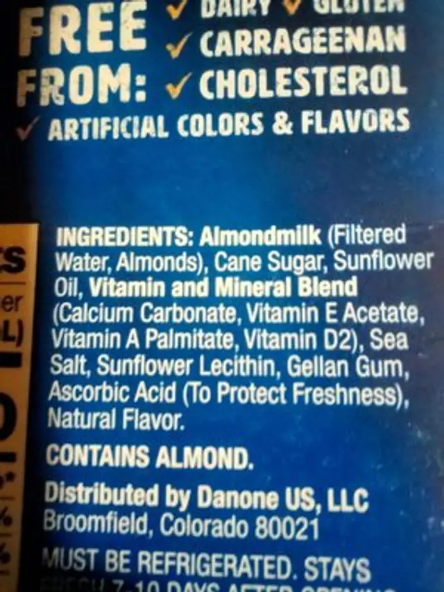 Almondmilk Extra Creamy Original ingredients label