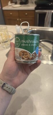 mushrooms pieces & stems