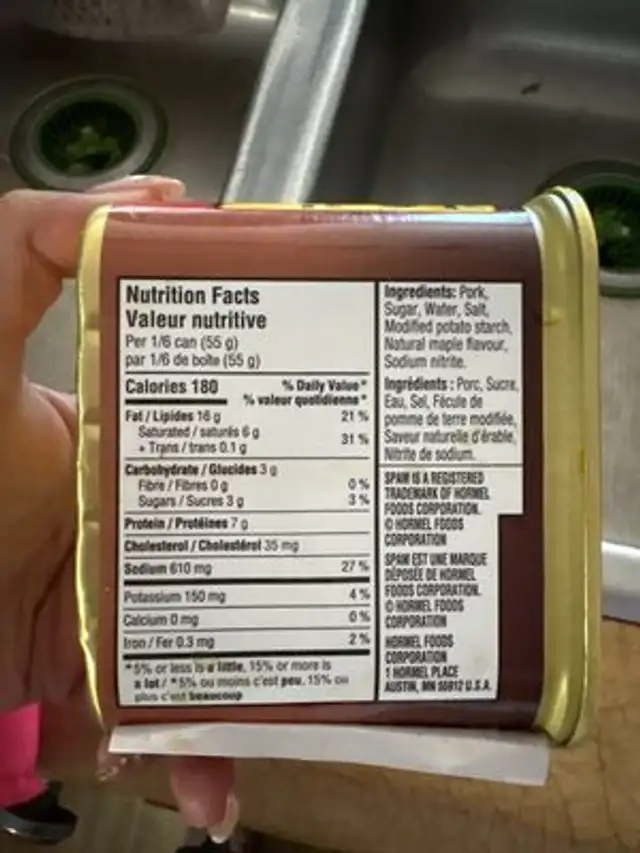 Spam Maple Flavoured nutrition facts table