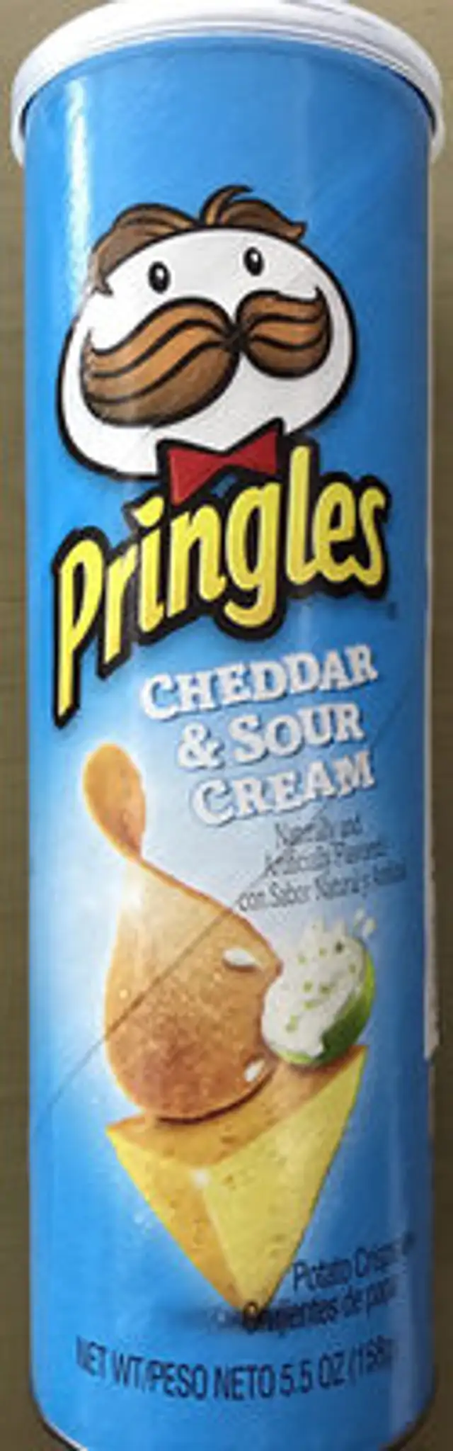 Pringles Cheddar & Sour Cream front packaging