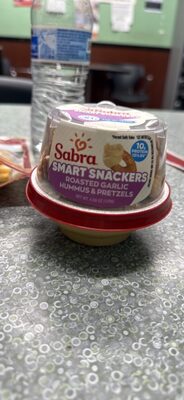 Roasted Garlic Hummus & Pretzels