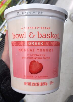 Strawberry yogurt front packaging