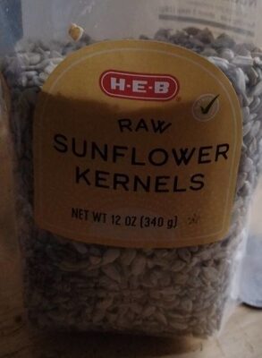 Raw sunflower kernels