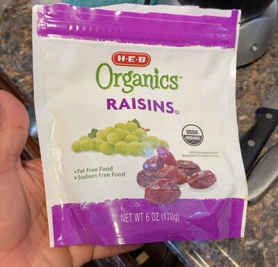 Organic raisins front packaging