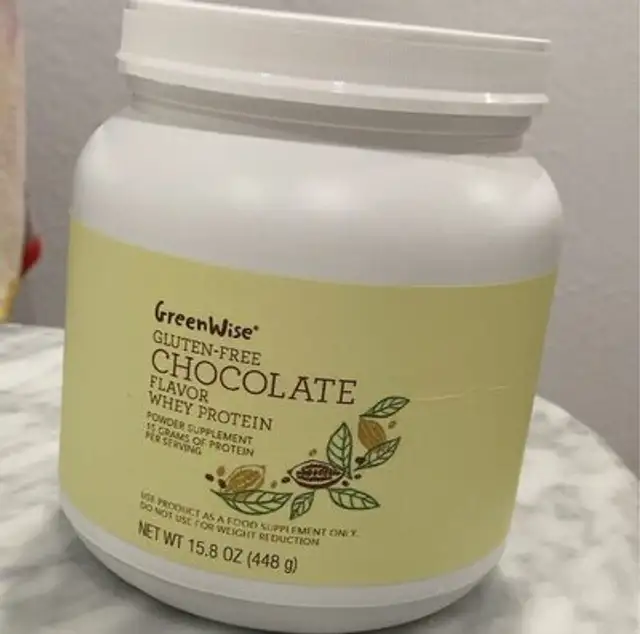 Chocolate Flagor Whey Protein front packaging