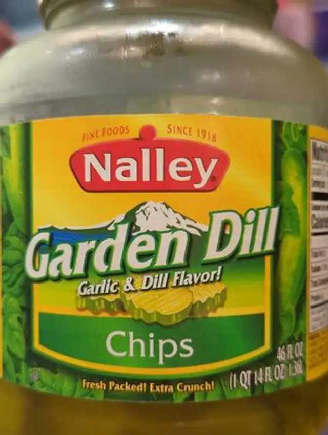 Garden Dill Chips pickles front packaging