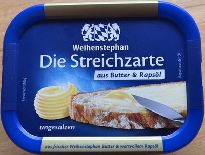 Die Streichzarte aus Butter und Rapsöl ungesalzen front packaging