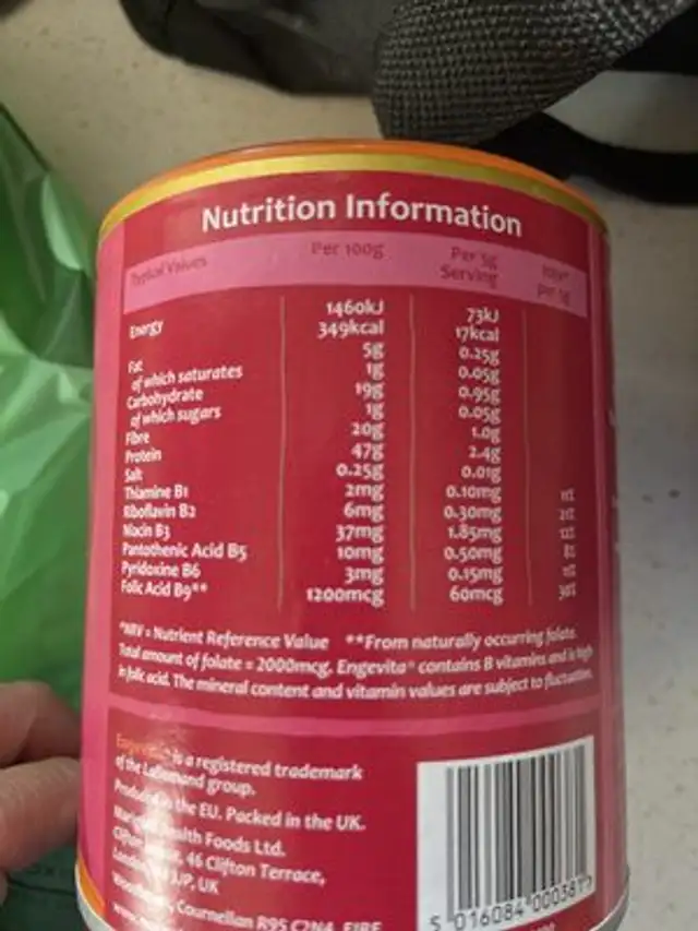 Nutritional Yeast Flakes nutrition facts table