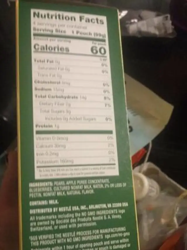 Blueberry pear fruit and yourgurt smoothie nutrition facts table