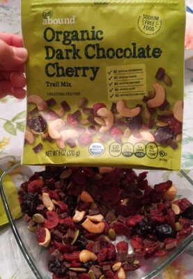 Abound Organic Dark Chocolate Cherry Trail Mix
