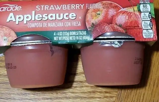 Strawberry flavored applesauce