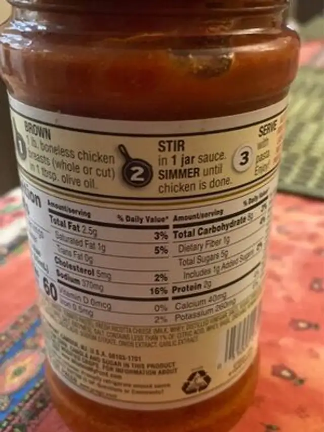 Tomato & fresh ricotta cooking sauce nutrition facts table