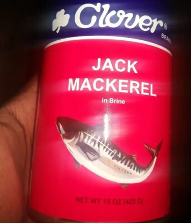 Clover mackerel in brine