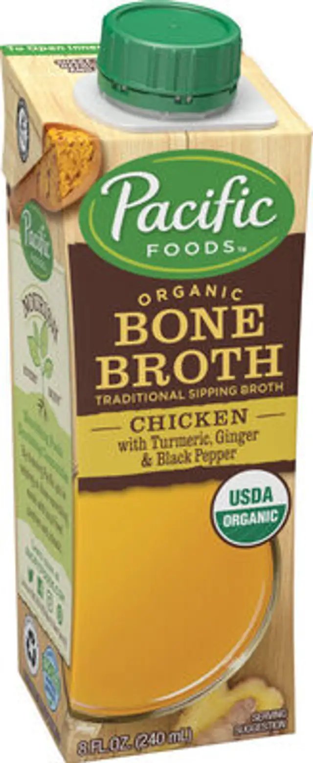 Foods organic chicken with turmeric