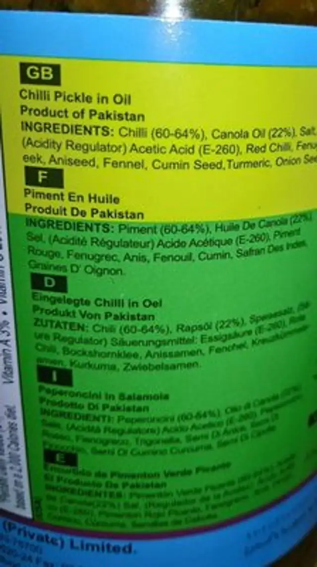 Chilli piokie in oil ingredients label