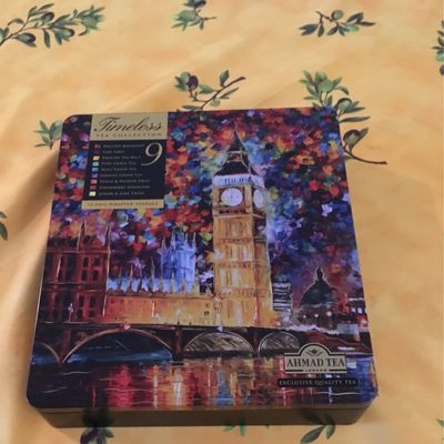 Tineless tea collection