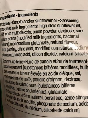 Sour cream & onion flavour potato chips ingredients label