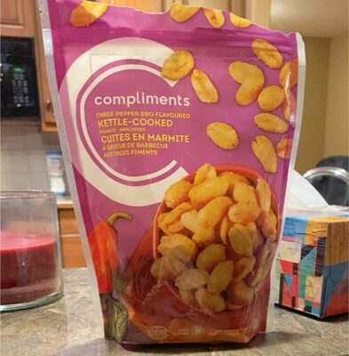 Kettle cooked peanuts front packaging