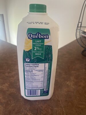 Partly skimmed milk front packaging