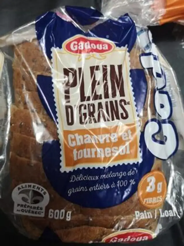 Pleins de grains chanvre et tournesol