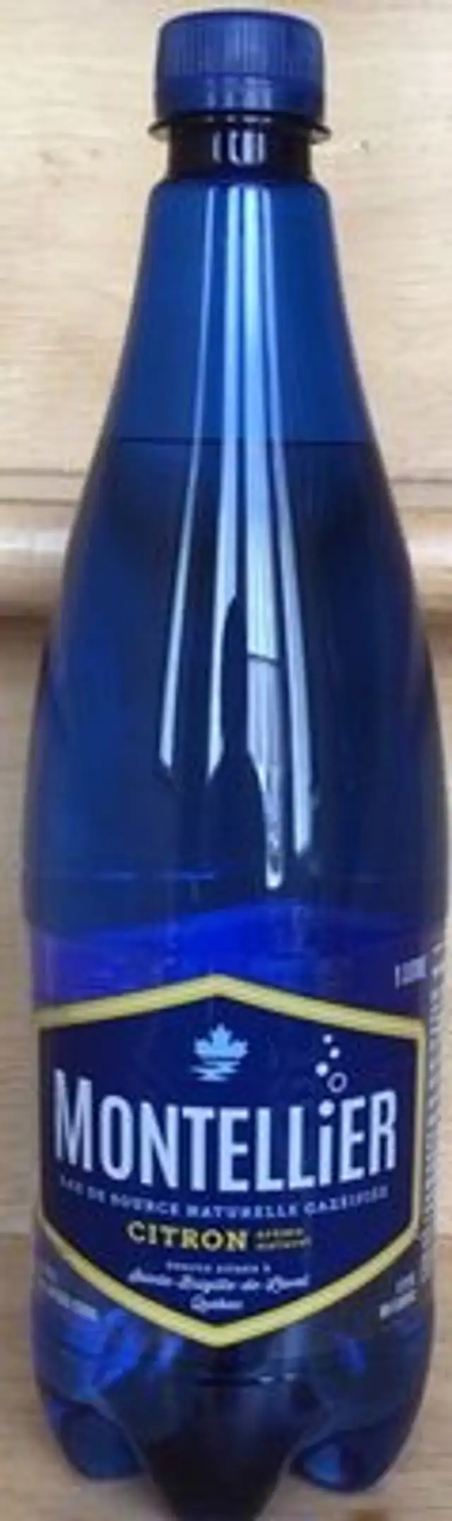 Eau de source naturelle gazéifiés