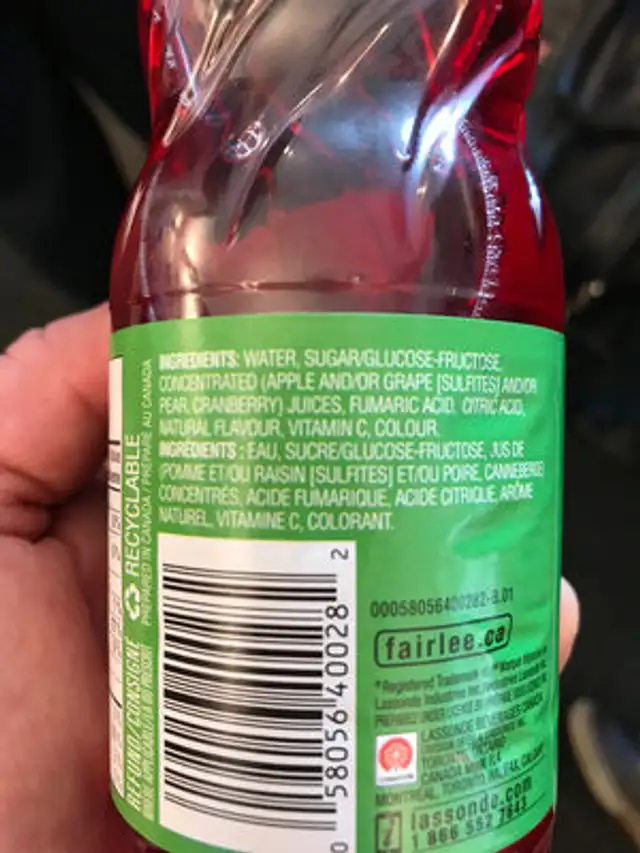 Cocktail canneberge ingredients label