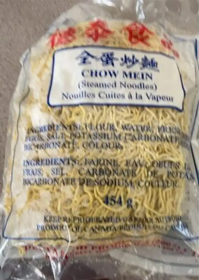 Chow mein stram noodles