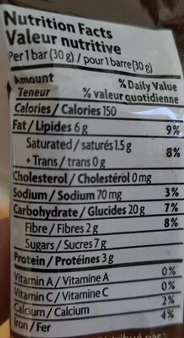Love Crunch Granola Bar nutrition facts table
