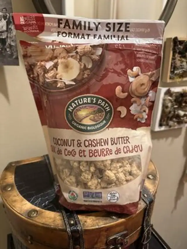 Coconut & Cashew Butter Granola front packaging