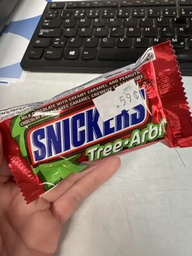 Snickers tree
