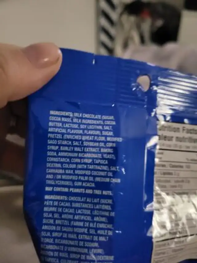 pretzel m&m ingredients label