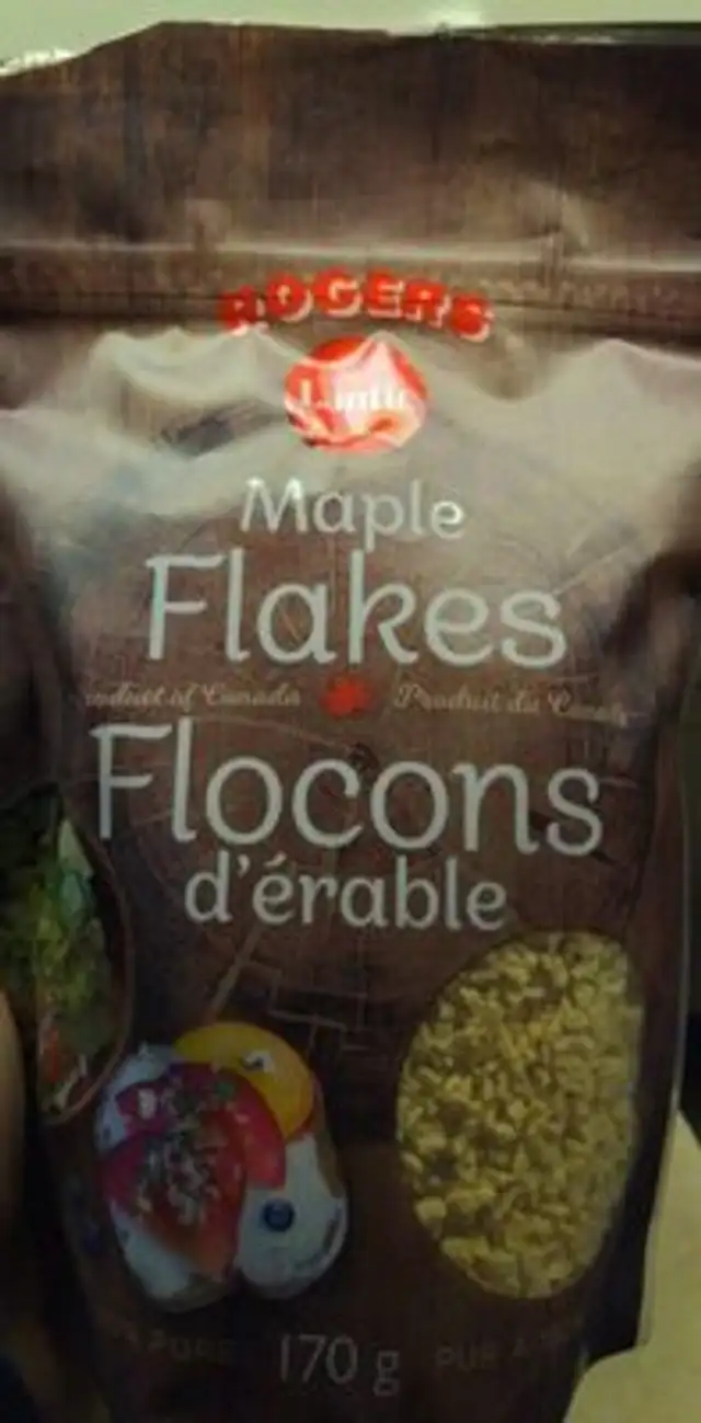 Maple flakes