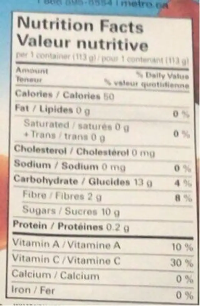 Collation aux fruits : pommes pêches et mangues nutrition facts table
