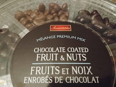 Fruits et noix enrobés de chocolat