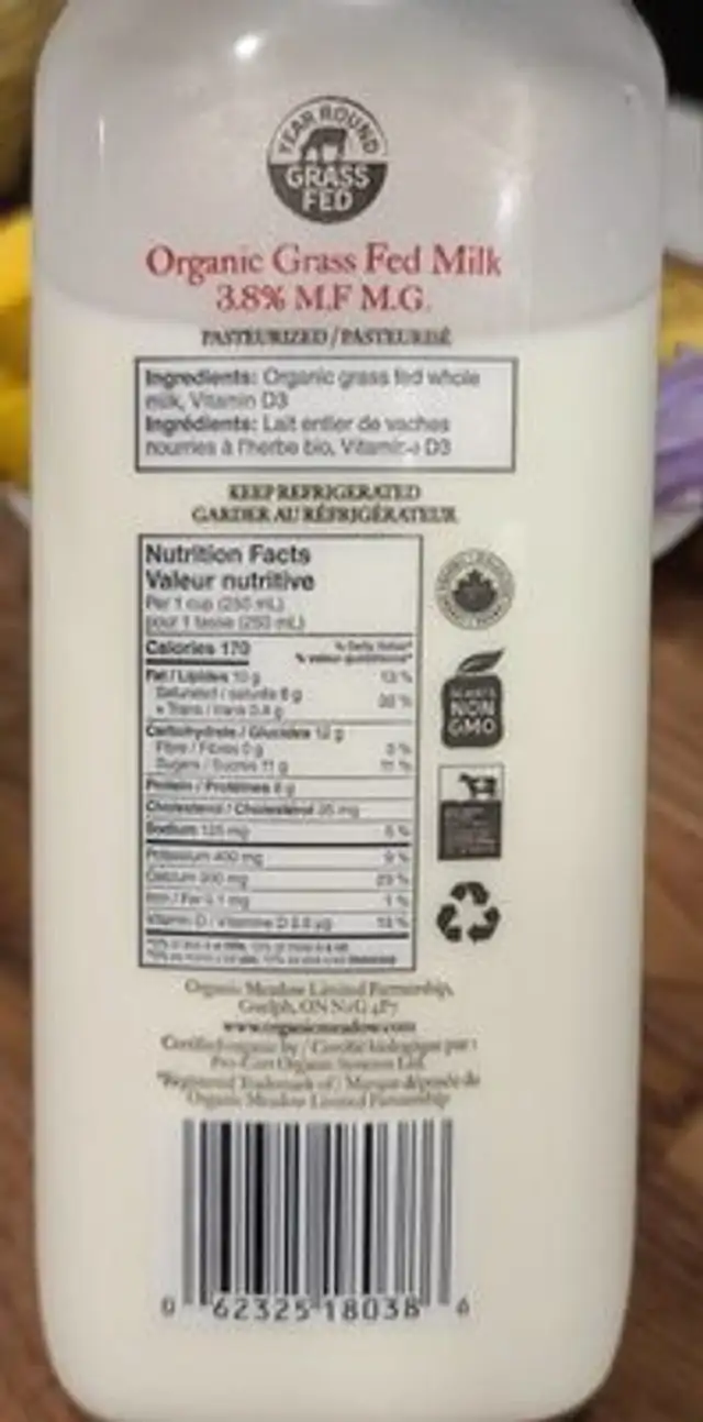 Whole milk nutrition facts table