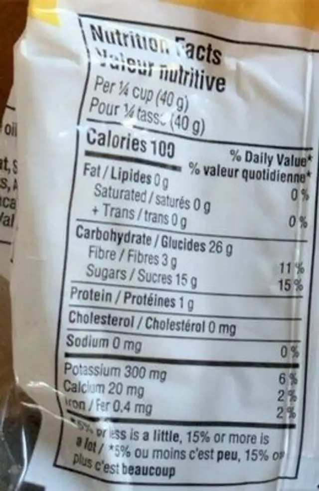 Pruneaux dénoyautés nutrition facts table