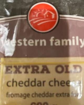 Extra old cheddar cheese front packaging