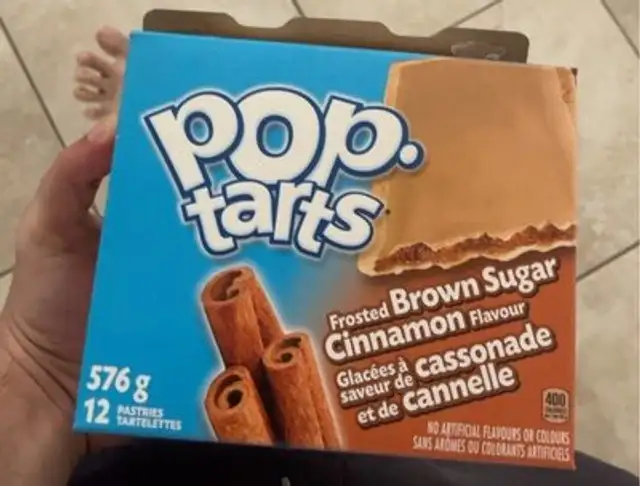 Pop Tarts frosted brown sugar and cinnamon flavour