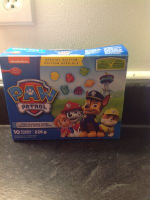 Collation à saveur de fruits front packaging