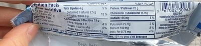 Strawberry Greek Yogurt Protein Bar nutrition facts table