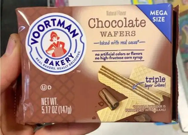 Chocolate wafers front packaging