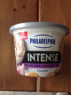 Fromage à la crème poivre noir concassé et ail