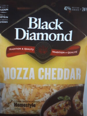 Fromages mozzarella et cheddar râpés